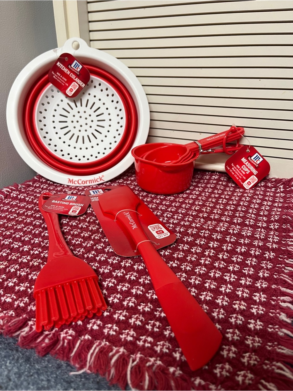 McCormick Red & White Cooking Accessories (7 Piece) NWT